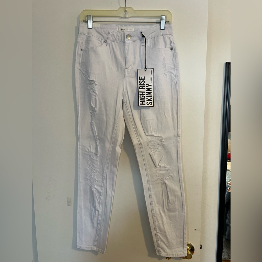 Almost Famous White High-Rise Skinny Jeans